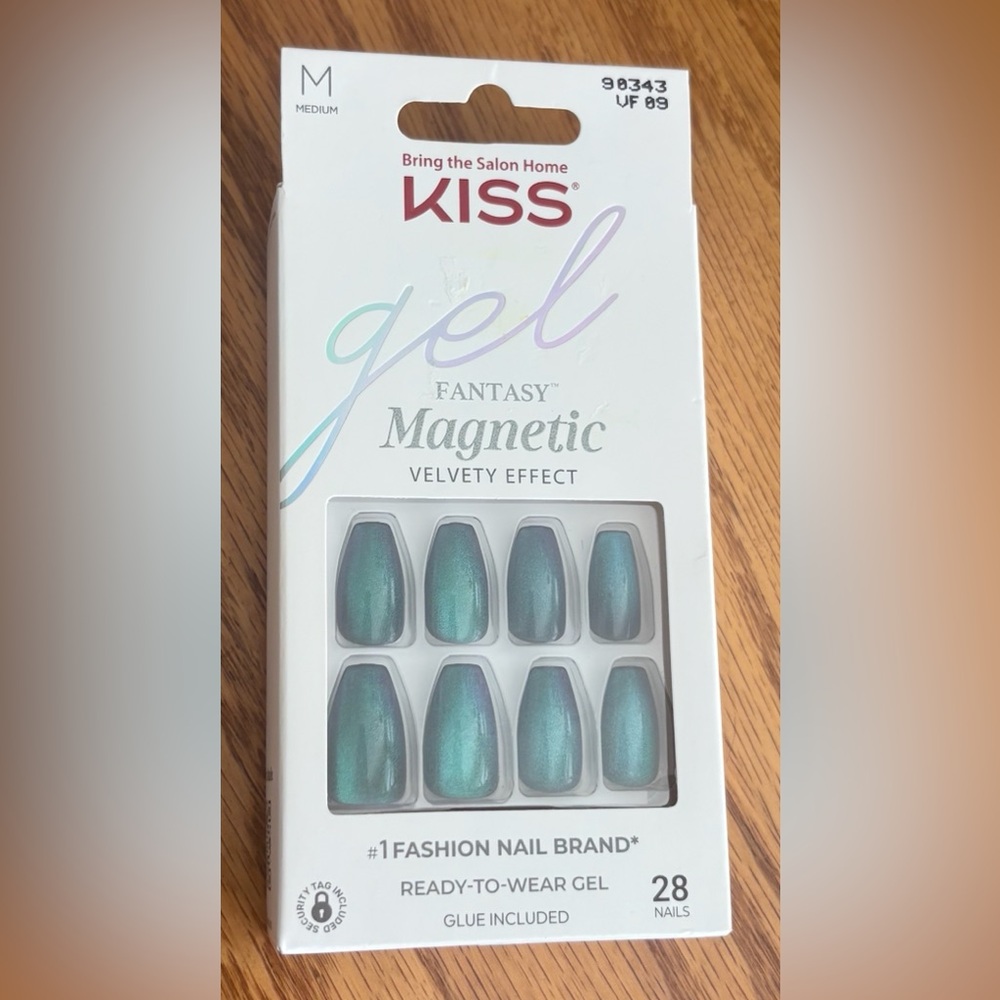 Kiss Gel Fantasy Magnetic Velvety Effect Ready-to-Wear Nails - Green/Purple